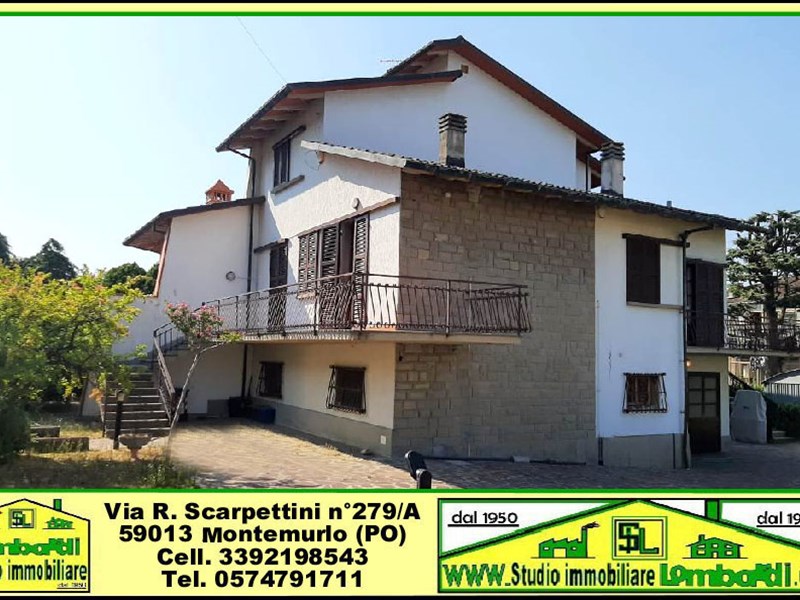 Villa in Vendita a Montemurlo, zona BAGNOLO, 850'000€, 500 m², arredato, con Box