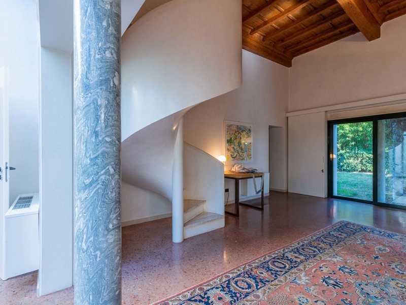 Villa in Vendita a Firenze, 2'500'000€, 700 m²