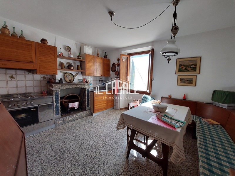 Casa Semi Indipendente in Vendita a San Godenzo, zona San Godenzo, 57'000€, 65 m²