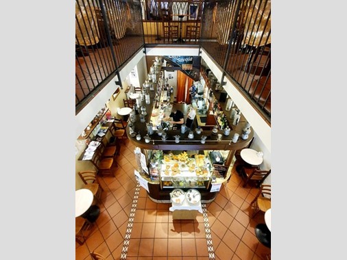 Attività commerciale in Vendita a Pinerolo, 169'000€, 120 m²