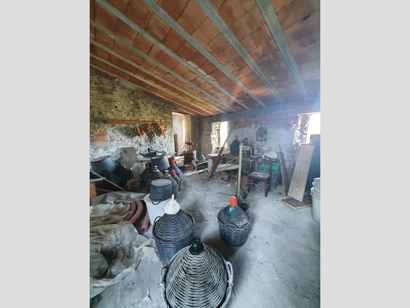 Rustico in Vendita a Fosdinovo, zona Giucano, 110'000€, 135 m²