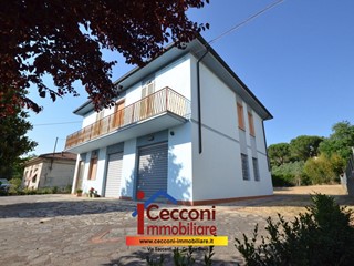 Casa Indipendente in Vendita a Cerreto Guidi, zona Ripoli, 280'000€, 160 m², arredato, con Box