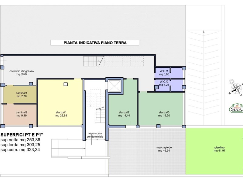 Appartamento in Vendita a Carrara, zona Fossola, 360'000€, 254 m²