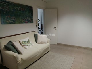 Ufficio in Affitto a Chieri, zona Ospedale, 900€, 140 m²