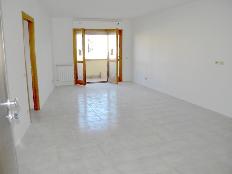 Trilocale in Vendita a Pisa, zona Marina di Pisa, 230'000&euro;, 75 m², con Box