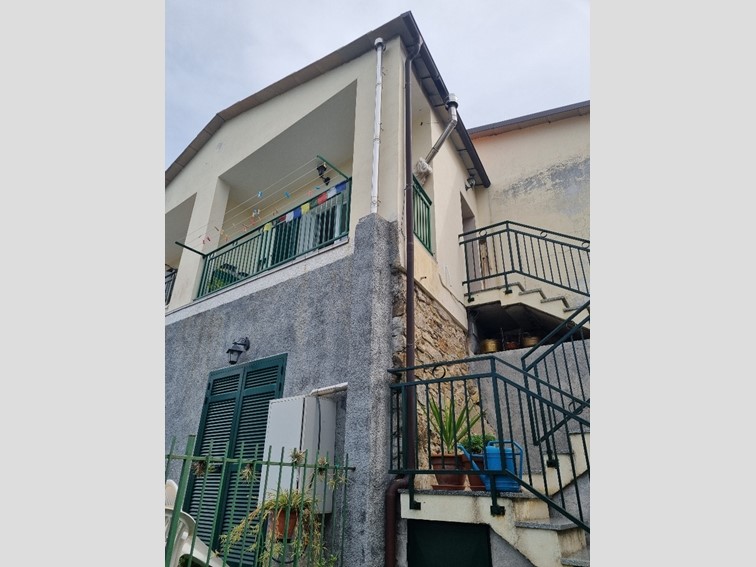 Appartamento in Vendita a Villa Faraldi, 175'000€, 88 m²