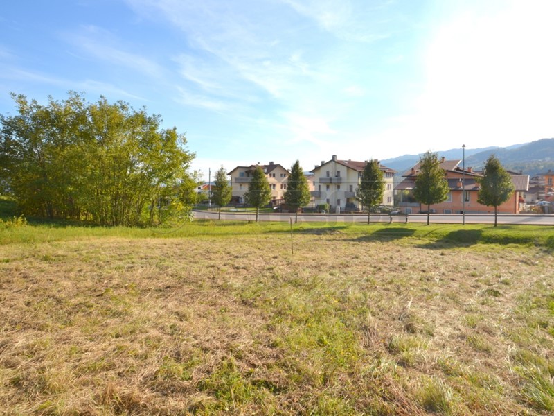 Terreno edificabile in Vendita a Valdagno, zona Castello, 68'000€, 511 m²