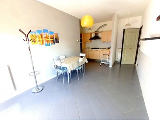 Bilocale in Vendita a Santo Stefano di Magra, 119'000€, 60 m², con Box