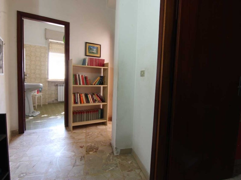 Trilocale in Vendita a Siracusa, zona viale Zecchino, 90'000&euro;, 122 m²