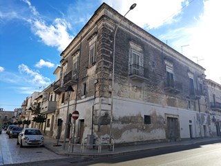 Trilocale in Vendita a Monteparano, zona Via XXIV Maggio 48, 55'000€