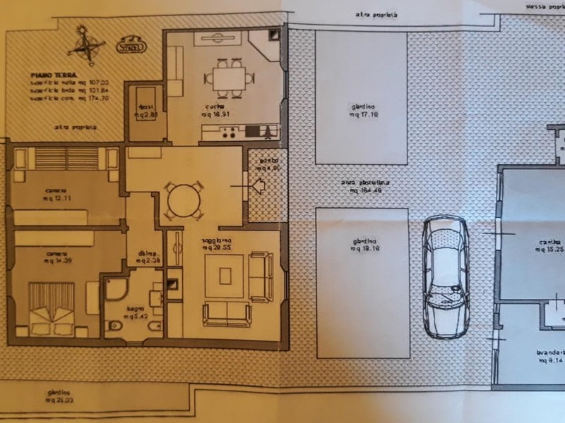 Casa Semi Indipendente in Vendita a Carrara, zona Fossone, 330'000€, 110 m²