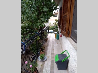 Casa Indipendente in Vendita a Sulmona, 250'000€, 250 m², con Box