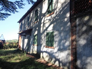 Casale in Vendita a Gaiole in Chianti, 600'000€, 760 m², con Box