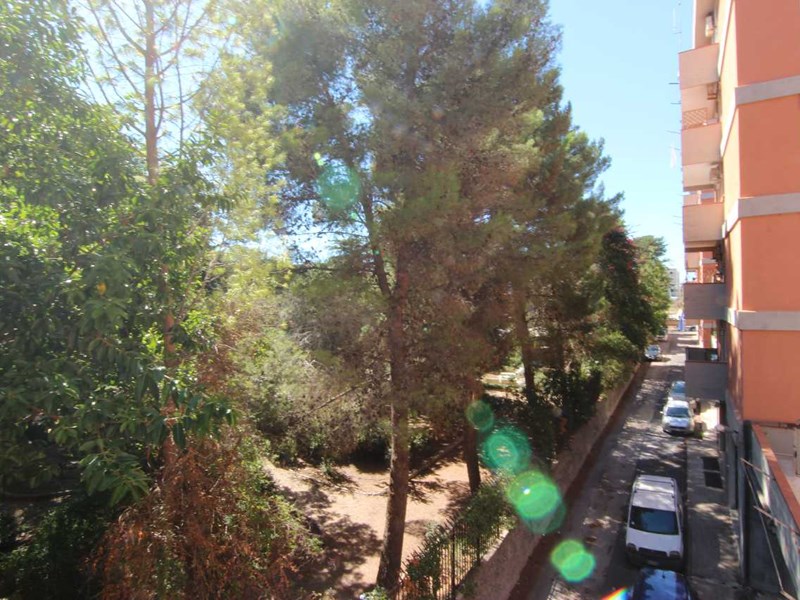 Appartamento in Vendita a Siracusa, zona viale Scala Greca, 140'000&euro;, 187 m²