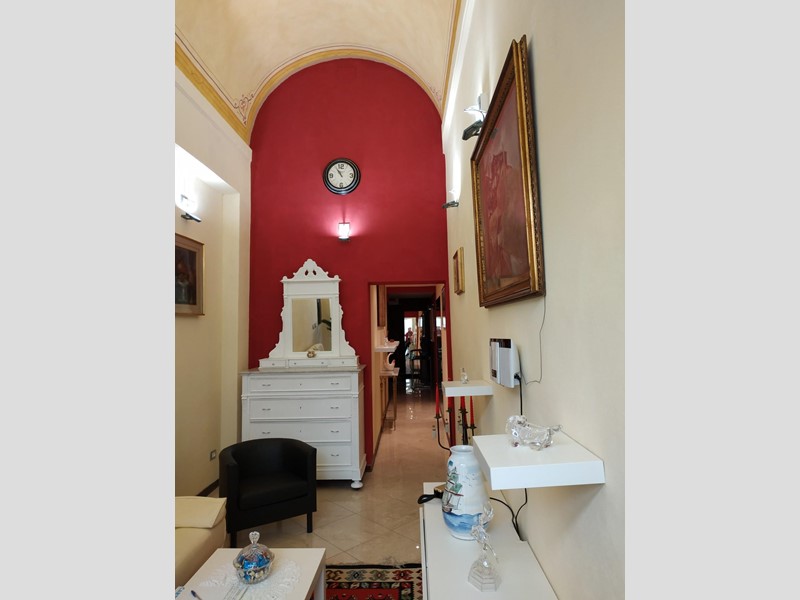 Immobile commerciale in Vendita a Empoli, 90'000€, 40 m²