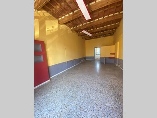 Immobile commerciale in Affitto a Lucca, zona Nave, 500€, 40 m²