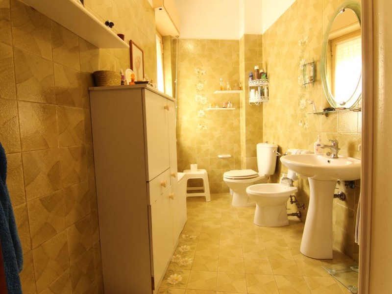 Quadrilocale in Vendita a Siracusa, zona via Sofio Ferrero, 105'000&euro;, 110 m²