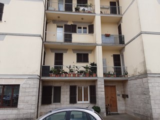 Bilocale in Vendita a Sorano, zona piazza Dante Alighieri, 82'000€, 70 m²