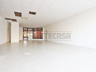 Ufficio in Affitto a Vicenza, 1'500€, 155 m²