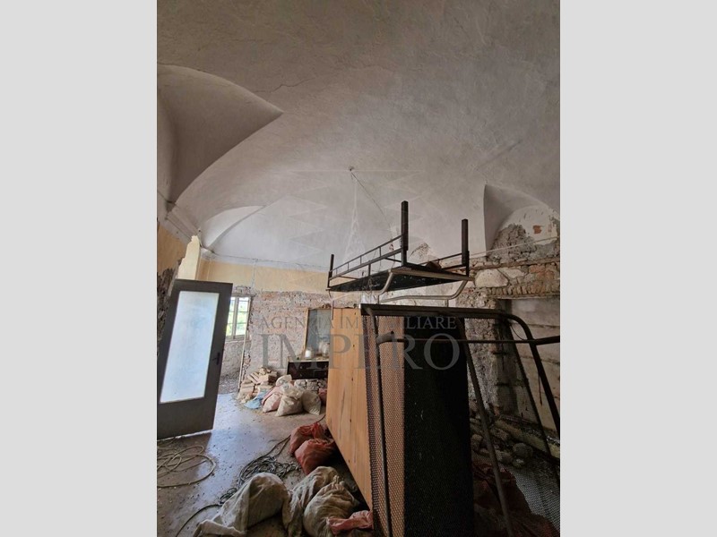 Casa Semi Indipendente in Vendita a Vallecrosia, 155'000€, 100 m²