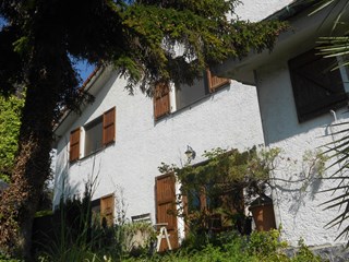 Villa in Vendita a Genova, zona FEGINO, 400'000€, 300 m²