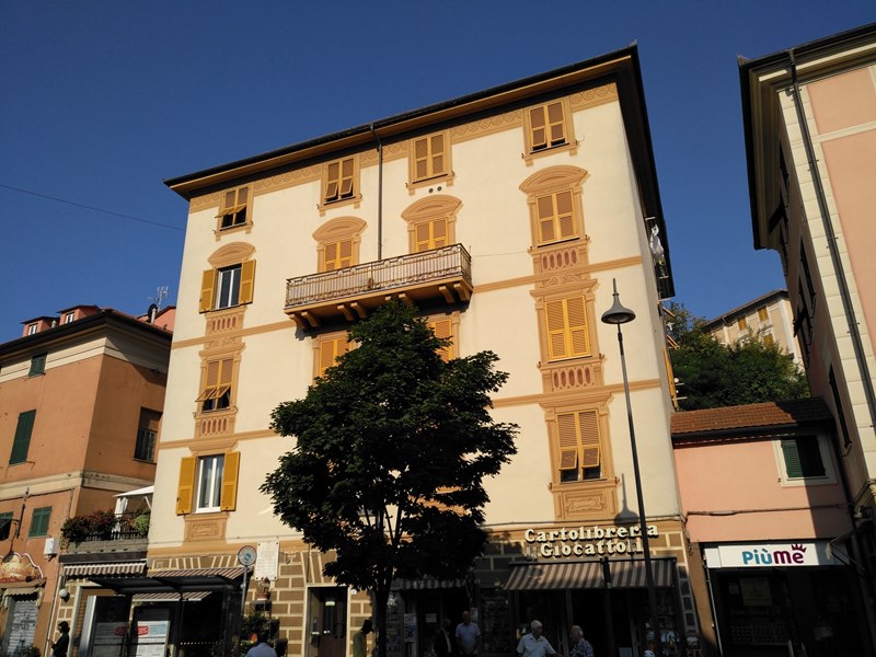 Appartamento in Vendita a Genova, zona PONTEDECIMO, 73'000€, 6 m²