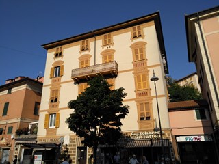 Appartamento in Vendita a Genova, zona PONTEDECIMO, 73'000€, 6 m²