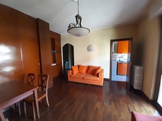 Trilocale in Affitto a Milano, zona Lorenteggio, 1'200€, 80 m²
