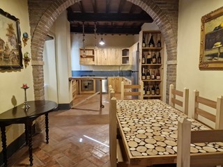 Casa Semi Indipendente in Vendita a Amelia, 380'000€, 200 m², arredato