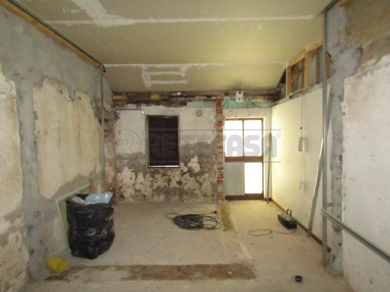 Casa Semi Indipendente in Vendita a Borgoricco, zona S. Eufemia, 55'000€, 126 m²