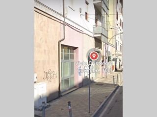 Ufficio in Vendita a Ancona, 150'000€, 500 m²