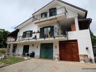 Casa Indipendente in Vendita a Pontinvrea, 320'000€, 260 m²