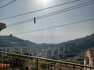 Casa Semi Indipendente in Vendita a Ventimiglia, zona Sealza, 170'000€, 70 m²