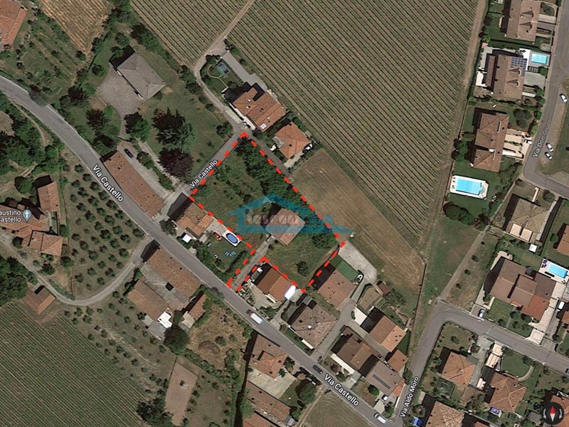 Terreno edificabile in Vendita a Adro, zona Torbiato, 500'000€, 2100 m²