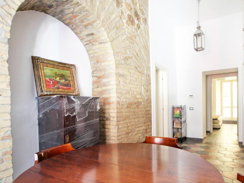 Appartamento in Vendita a Roma, zona prati, 365'000€, 99 m²