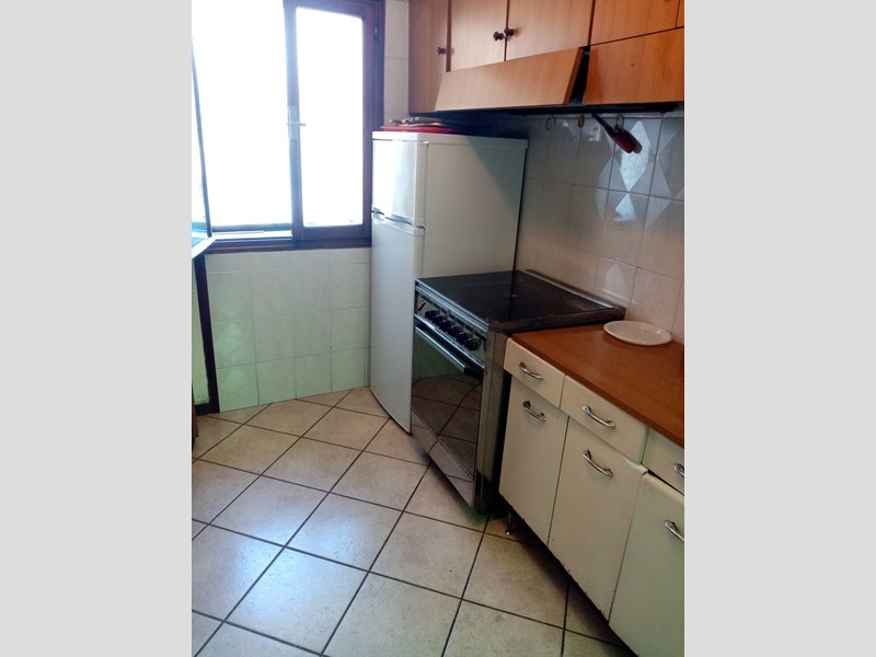 Stanza in Affitto a Milano, zona NUGUARDA, 70 m², arredato