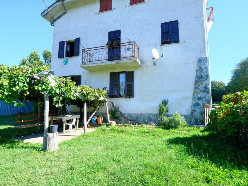 Trilocale in Vendita a Sassello, zona Alberola, 35'000€, 50 m²