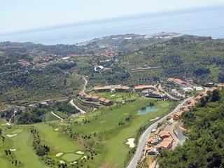 Trilocale in Vendita a Castellaro, zona Golf, 200'000€, 65 m², arredato