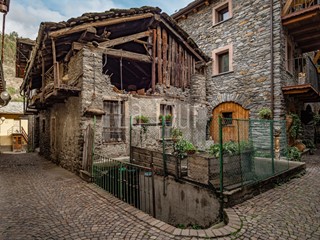 Rustico in Vendita a Villeneuve, 45'000&euro;, 100 m²