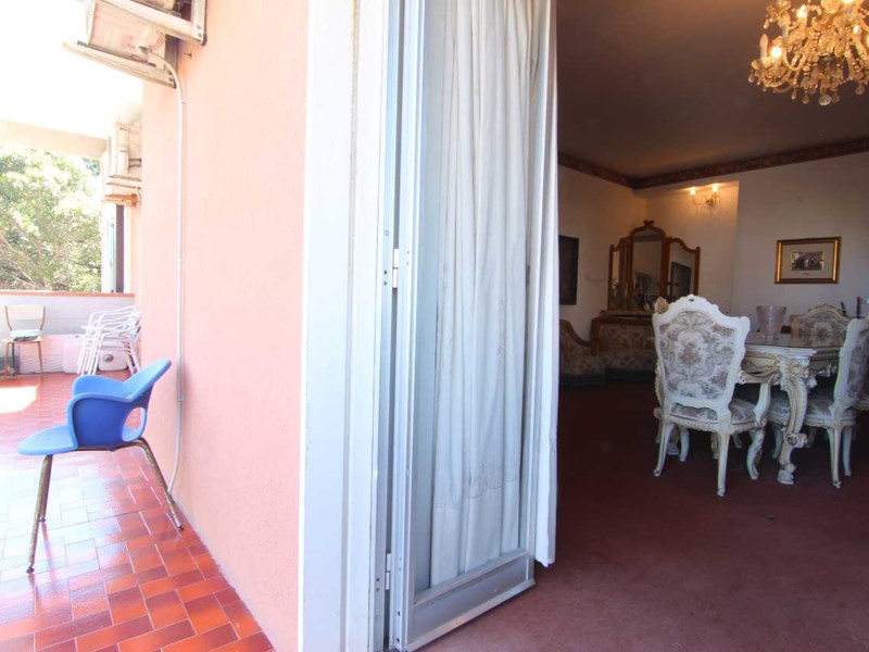 Appartamento in Vendita a Siracusa, zona viale Scala Greca, 140'000&euro;, 187 m²