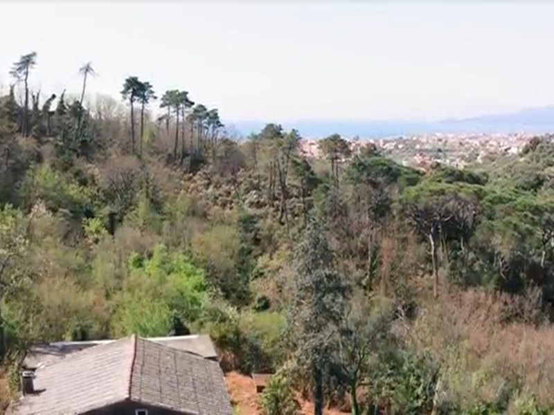 Casa Indipendente in Vendita a Cogorno, 180'000€, 270 m²