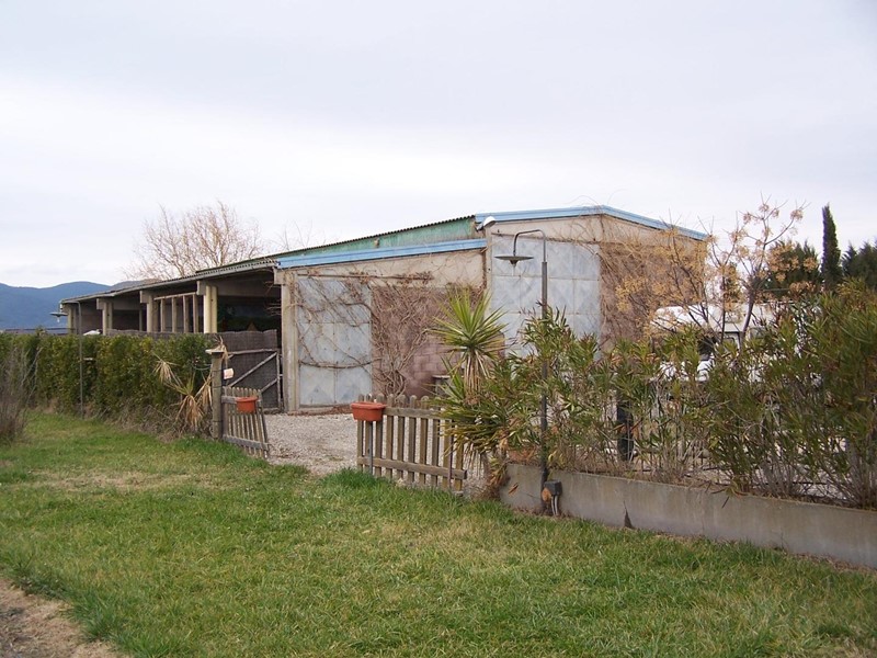 Terreno edificabile in Vendita a Grosseto, zona Barbaruta, 270'000€, 108320 m²
