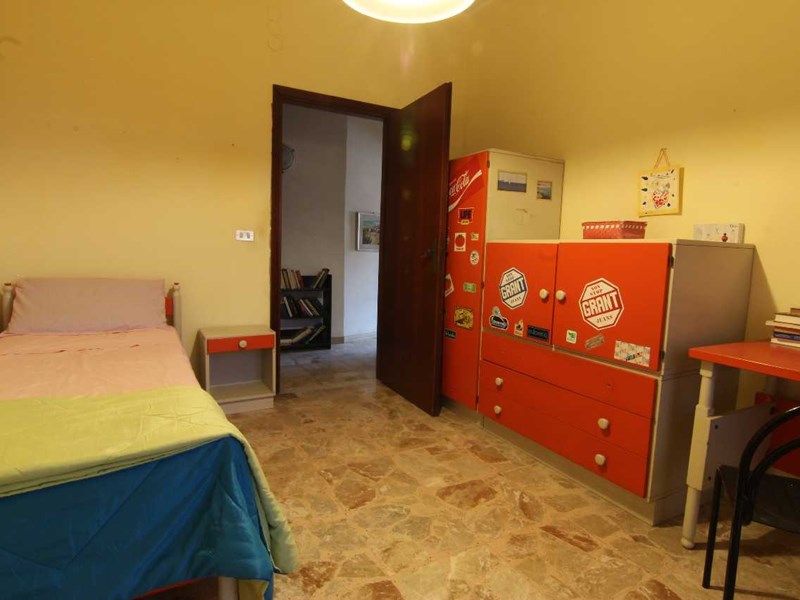 Trilocale in Vendita a Siracusa, zona viale Zecchino, 90'000&euro;, 122 m²