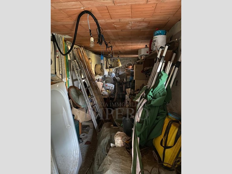 Casa Indipendente in Vendita a Ventimiglia, zona Sant'antonio, 89'000€, 25 m²