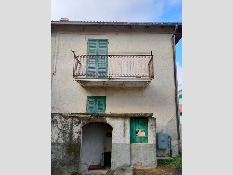Casa Semi Indipendente in Vendita a Parodi Ligure, zona Tramontana , 12'000€, 50 m², arredato
