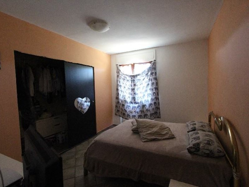 Appartamento in Vendita a Santo Stefano di Magra, 180'000€, 100 m², con Box