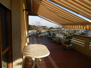 Attico in Vendita a Carrara, 75 m²