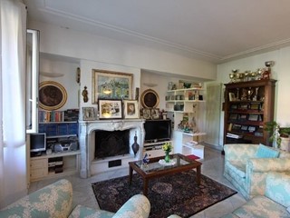 Appartamento in Vendita a Sarzana, 260'000€, 113 m², con Box