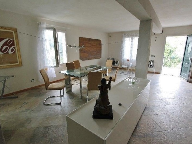 Casa Semi Indipendente in Vendita a Monterosso al Mare, 870'000€, 180 m²