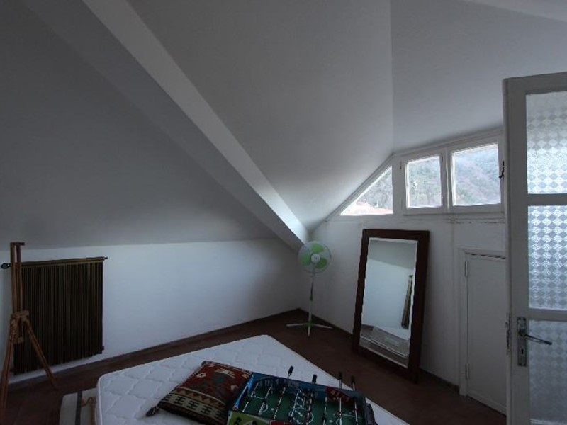 Appartamento in Vendita a Ameglia, 165'000&euro;, 190 m²